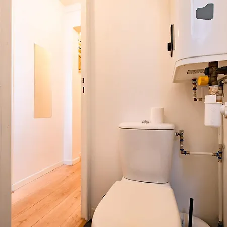 Apartment Peaceful Flat Martyrs For 6 Guests Paris