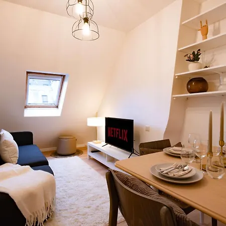 Peaceful Flat Martyrs For 6 Guests Parigi