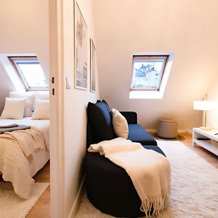 Peaceful Flat Martyrs For 6 Guests Parigi